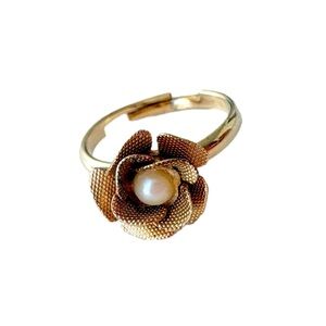 Vintage Dainty Flower Faux Pearl Gold Plates Adjustable Cocktail Ring